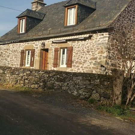 Maison Chez La Malie Le Monteil  Bagian luar foto
