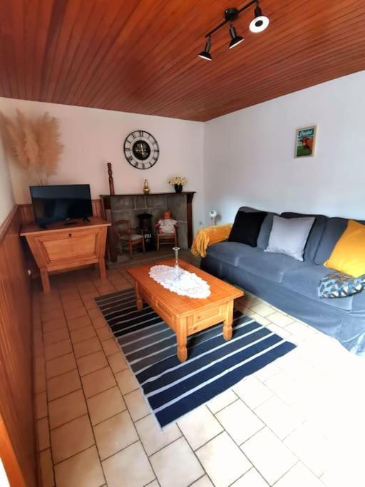 Maison Chez La Malie Le Monteil  Bagian luar foto